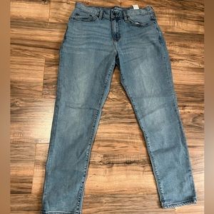 Banana Republic 32x30 Athletic Fit Travel Jean Light Blue Wash Excellent